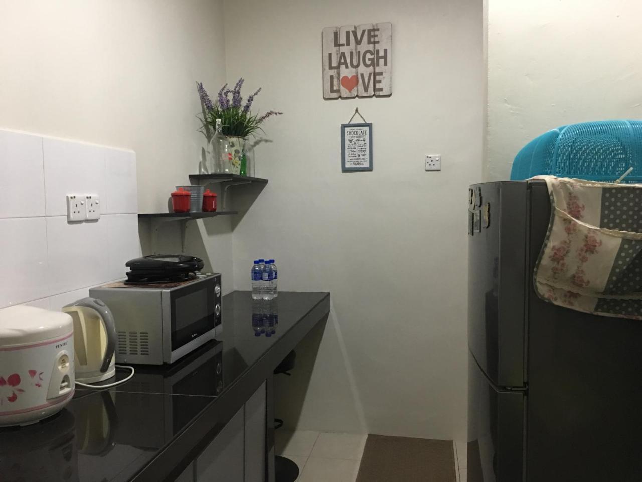 Miker Homestay Seri Iskandar Kültér fotó